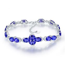 A 18KT WHITE GOLD AND SAPPHIRE & DIAMONDS BRACELET.
