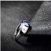 Image 3 : A 18KT WHITE GOLD AND SAPPHIRE & DIAMONDS MAN RING.