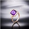 Image 4 : A 14KT ROSE GOLD AND AMETHYST & DIAMONDS RING.