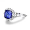 Image 2 : A 18KT WHITE GOLD AND TANZANITE & DIAMONDS RING.