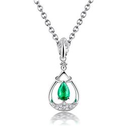 A 18KT WHITE GOLD AND EMERALD & DIAMONDS PENDANT.