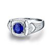 Image 3 : A 14KT WHITE GOLD AND SAPPHIRE & DIAMONDS MAN RING.