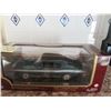 Image 5 : 1:18 1969 Plymouth Barracuda road legend in box