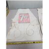 Image 2 : 2 vintage 7-UP aprons