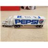 Image 7 : Lot 3 Tins & Pepsi Collectibles