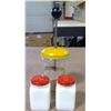 Image 2 : Old-Fashion Kitchen Chopper & S&P Shakers