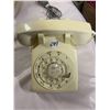 Image 1 : Vintage Dial Telephone White