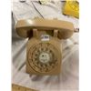 Image 1 : Vintage Dial Telephone Beige
