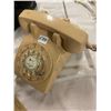 Image 2 : Vintage Dial Telephone Beige