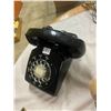 Image 2 : Vintage Dial Telephone Black
