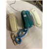 Image 1 : Lot of 3 Vintage Telephones