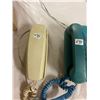 Image 3 : Lot of 3 Vintage Telephones