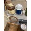 Image 3 : Wooden Crate of Collectibles