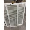 Image 3 : 4 Wooden Shutters 154" x 41.5"