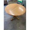 Image 1 : round maple pedestal dining table 40" dia