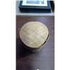 Image 4 : Birch Bark Basket (Diameter: 5.5")