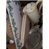 Image 3 : BOX OF KITCHEN (UTENSILS, PAMPERED CHEF, ETC)