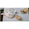 Image 2 : Lot of Teapot & Figurines