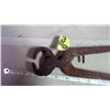 Image 5 : Hoof Trimmers and Chisel