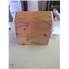 Image 2 : Barn Bird House (5"x7"x7.5")