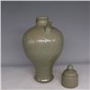 Image 3 : A CELADON TEAPOT MING DYNASTY.