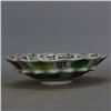 Image 2 : A FAMILLE VERTE PLATE CHENGHUA MARK 14TH/C.