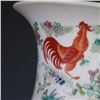 Image 3 : A FAMILLE VERTE CHICKEN VASE YONGZHENG MARK 17TH/C.