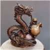 Image 2 : A GILT BRONZE DRAGON STATUE XUANDE MARK 14TH/C.
