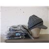 Image 1 : 7 New Brimmed Toques