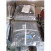 Image 1 : New Grey Throw Rug & Bedding Set