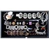Image 1 : Collection of Vintage and Retro Jewelry