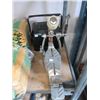 Image 1 : Pearl Drum Pedal & Chauvet Projection Light