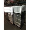 Image 2 : 28" Wide Stainless Steel Refrigerator