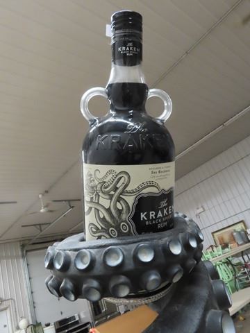 Kracken Rum Store Display 7' H Octopus Display w Rum Bottle, Base ...