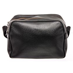 Louis Vuitton Black Taiga Leather Reporter Bag