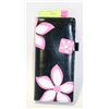 Image 1 : NEW SHAG WEAR BLACK FLOWER WALLET
