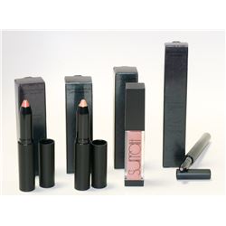 LOT OF 4 ASSORTED SURRATT LIP COSMETICS