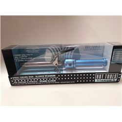HOT TOOLS TITANIUM SPIRAL CURLING IRON