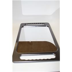 ESTHETICIAN MIRROR