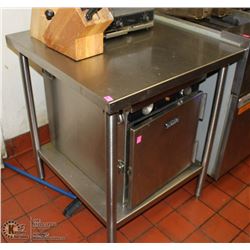 STAINLESS STEEL PREP TABLE 28 X 30 X 34