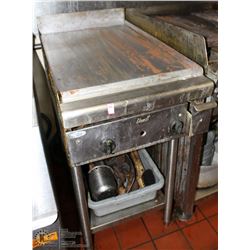 QUEST FLAT GRIDDLE 18 X 31 X 35