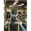 Image 2 : PRECOR AMT OPEN STRIDE STEPPER WITH DISPLAY