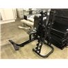 Image 1 : 1 UPRIGHT BENCH AND 1 DUMBBELL RACK