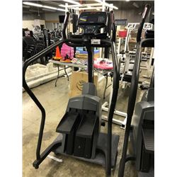 LIFE FITNESS 9500HR ISO TRACK CLIMBING SYSTEM