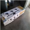 Image 2 : NEW LIGHT FIXTURE AND 4 TOOL CASES