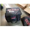 Image 2 : TWO SKIP THE DISHES DELIVERY BAGS