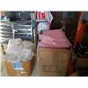 Image 2 : 2 BOXES OF SHIPPING BUBBLE BAGS