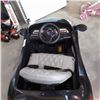 Image 3 : Black 12v ride on car no charger