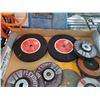 Image 2 : TRAY OF GRINDING DISCS AND WHEELS