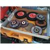 Image 4 : TRAY OF GRINDING DISCS AND WHEELS